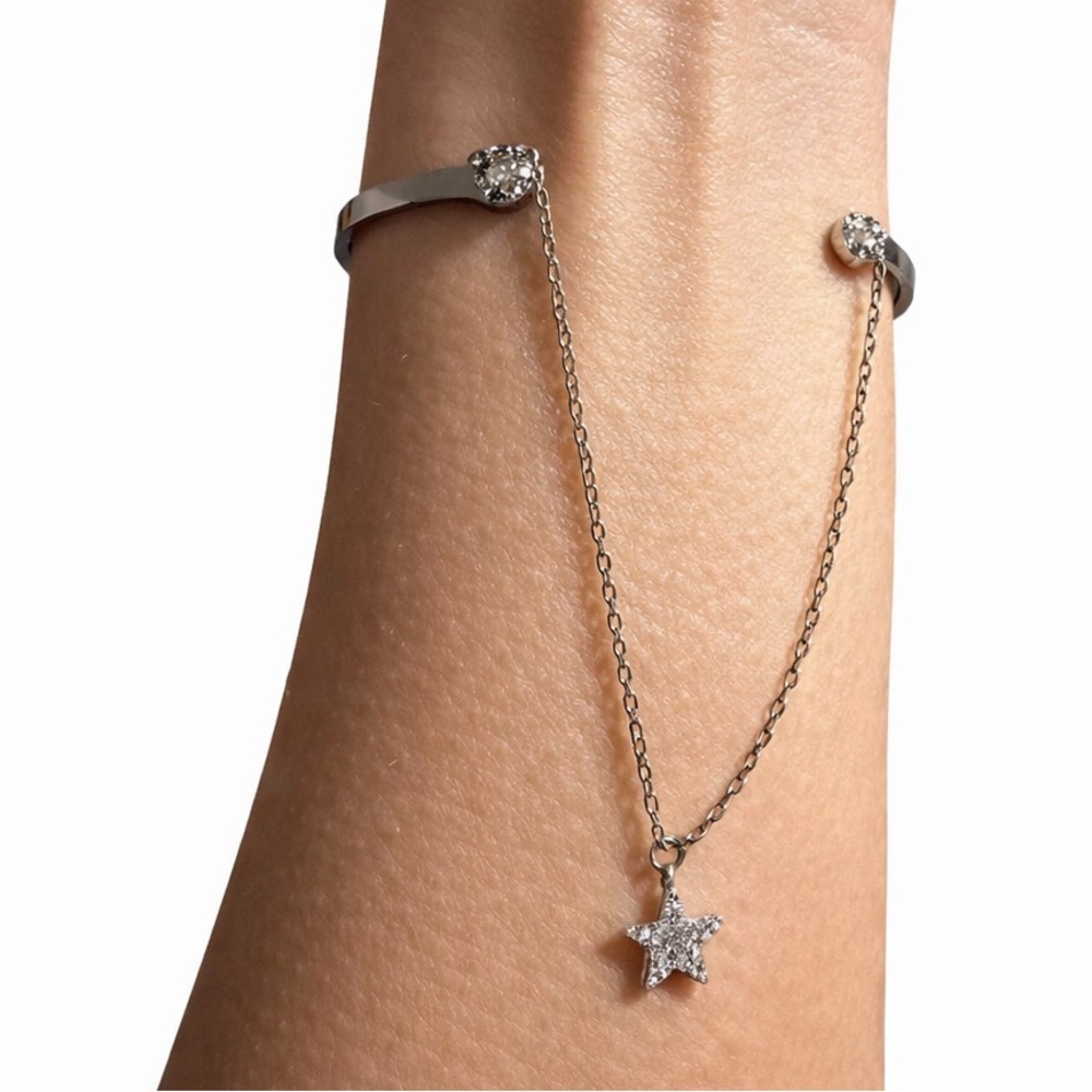 Henri Bendel Pewter Bracelet with Star Charm